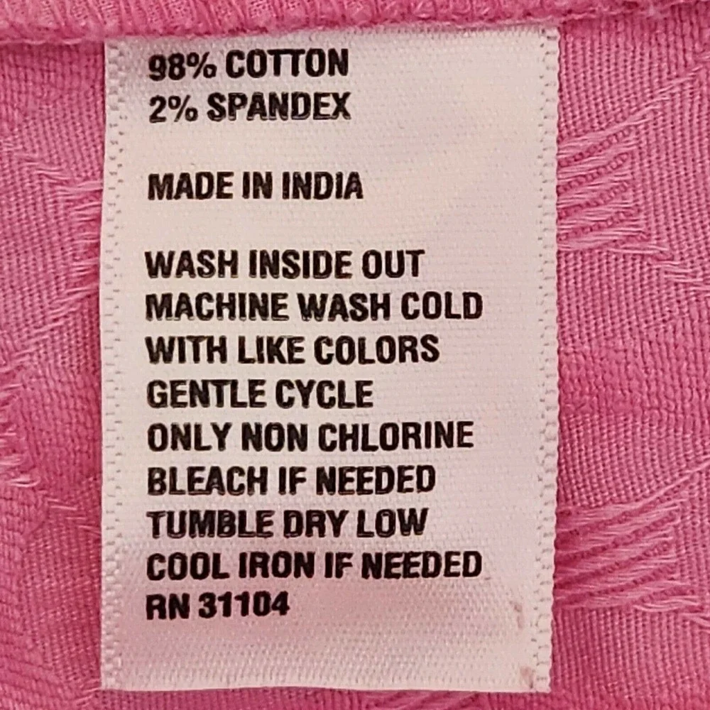 Crown & Ivy Womens Shorts Size 16 Solid Pink Barbie Shelby Scallop 4" Inseam NWT - Picture 9 of 11